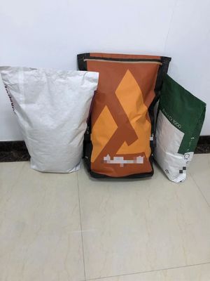 Baskı ile çimdik alt kağıt poşetleri Kişiselleştirilebilir kalınlık baskı hizmeti mevcuttur